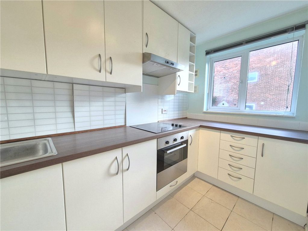 Property photo 3 of 12 Picture No. 20