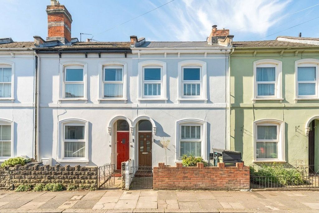 Property photo 1 of 12 Picture No. 23