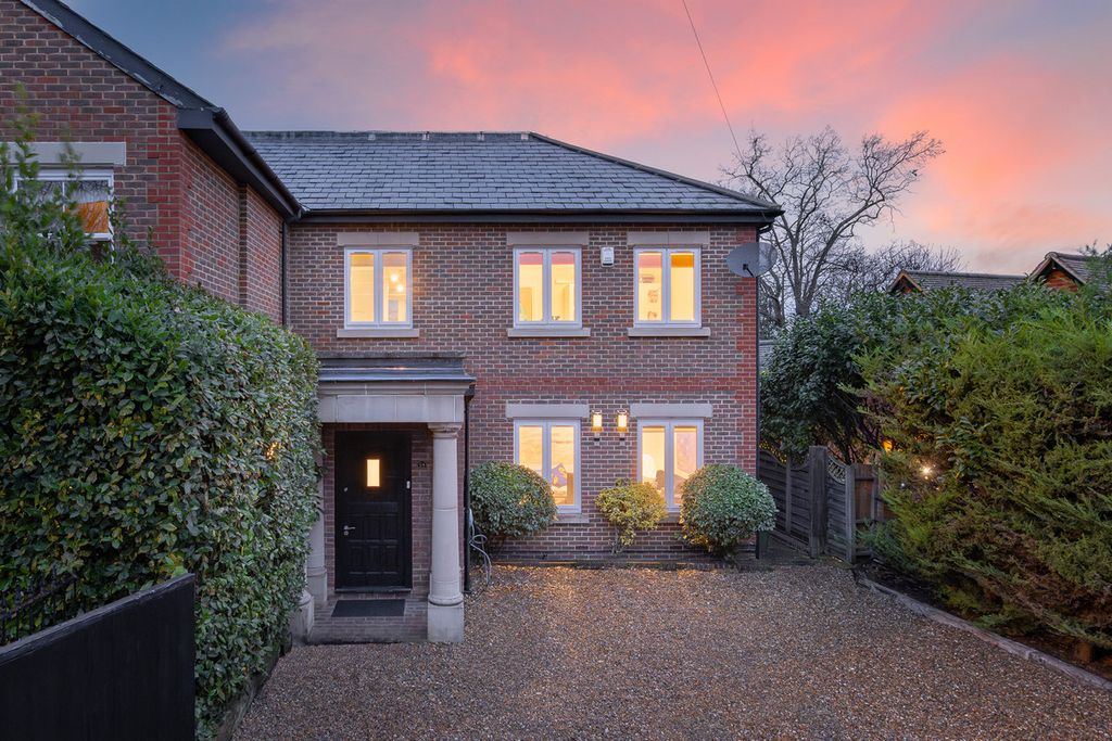 Property photo 1 of 24