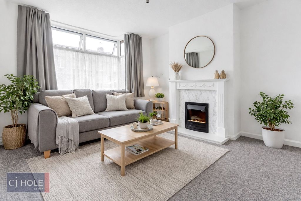 Property photo 1 of 16 Picture No. 22