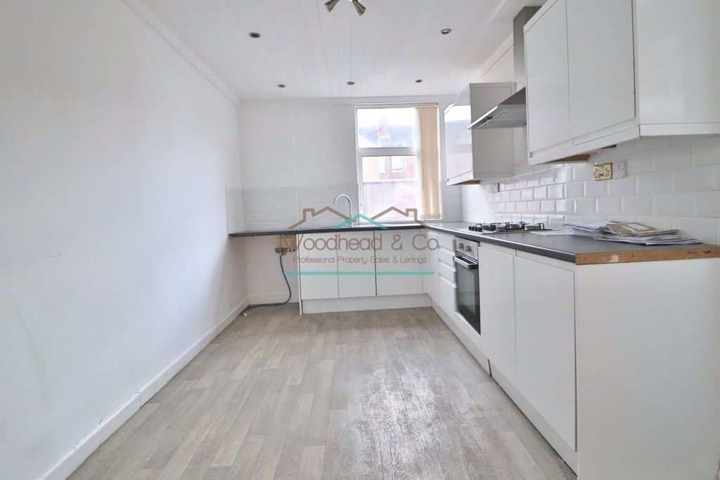 Property photo 3 of 10 Untitled Design(35)