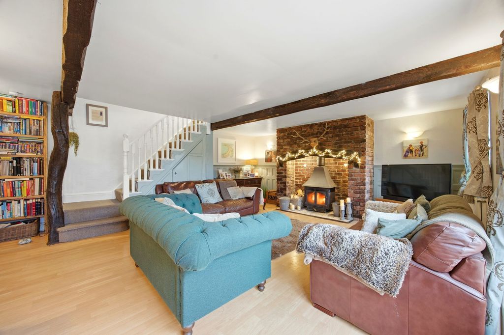 Property photo 2 of 35