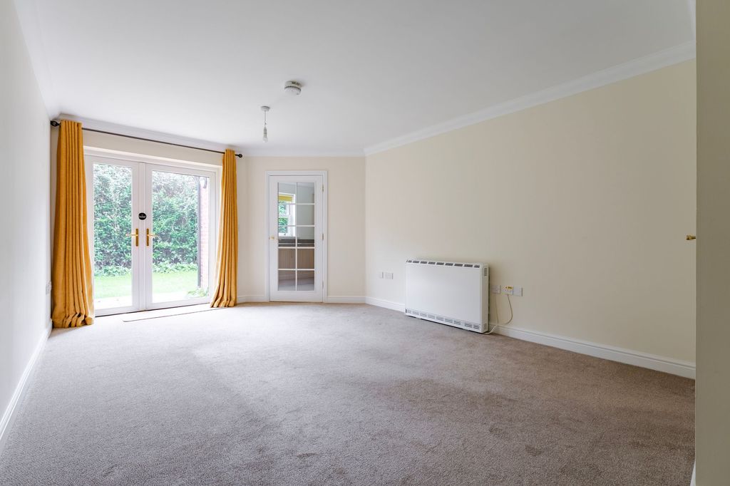 Property photo 3 of 15