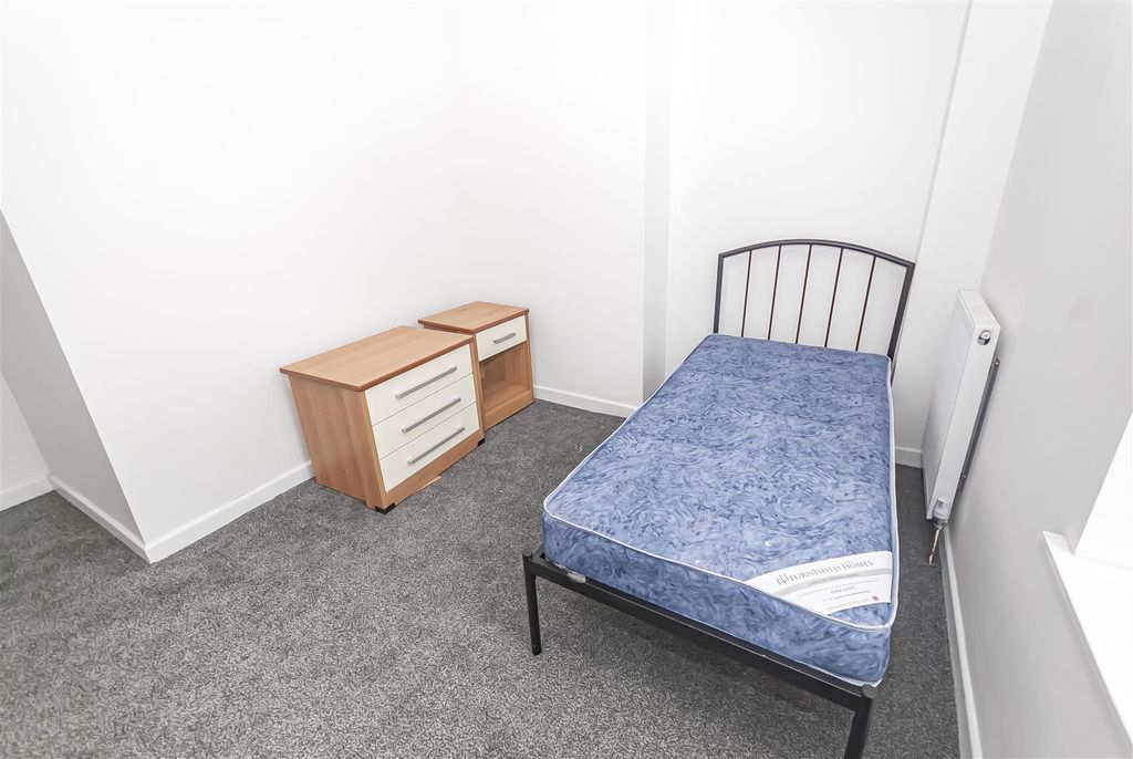 Property photo 2 of 6 1st F Room 2A.Jpg