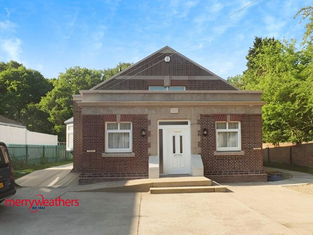 Property photo 1 of 7 External