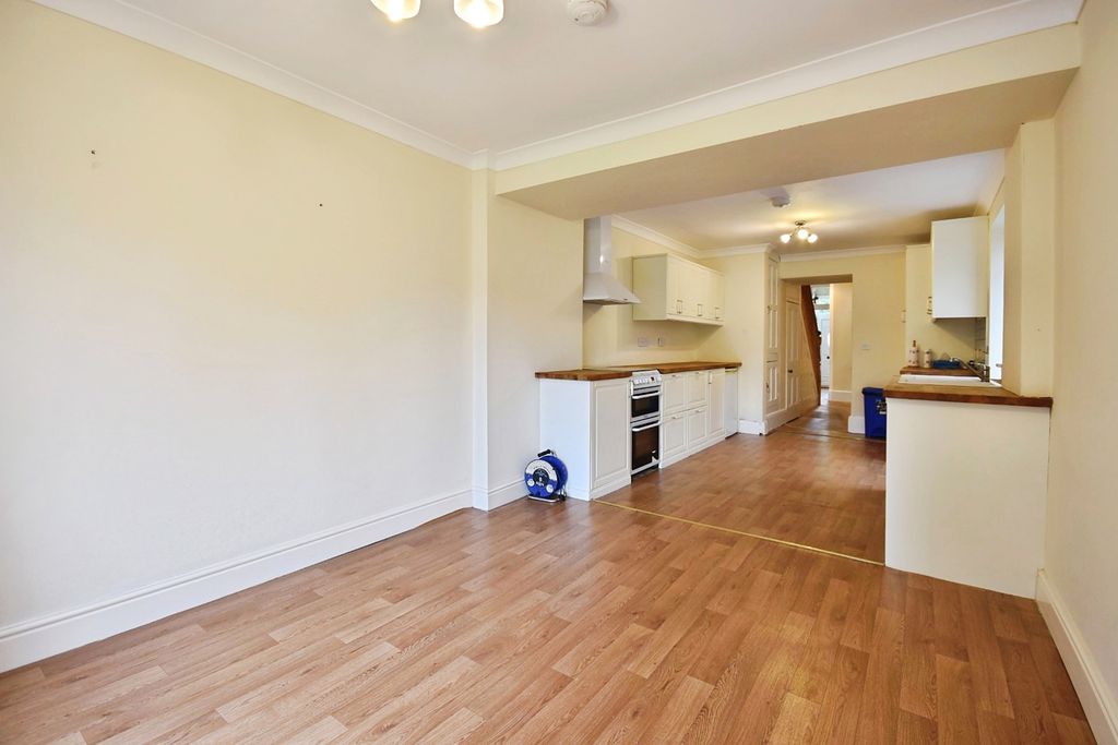 Property photo 2 of 21 Pbox-Img.Jpg