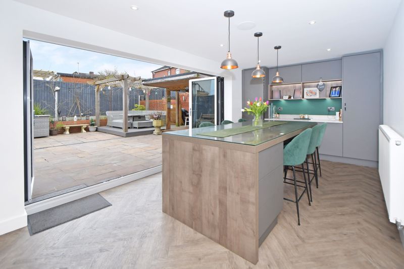 Property photo 3 of 41 Dining Area