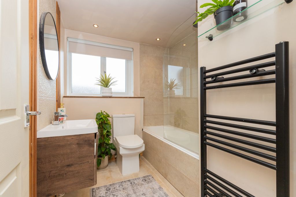 Additional image 27 of 4 bed detached house for saleFischer Gardens, Paisley, Renfrewshire PA1