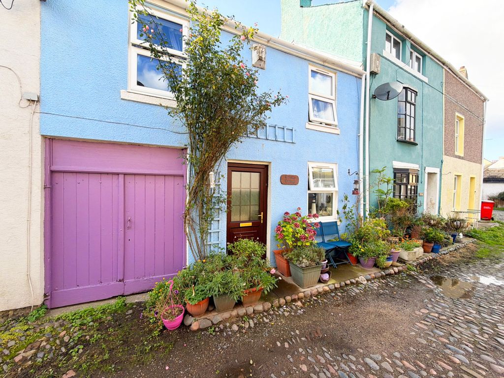 Property photo 1 of 10