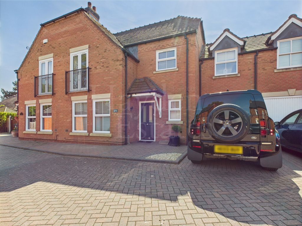 Property photo 1 of 35