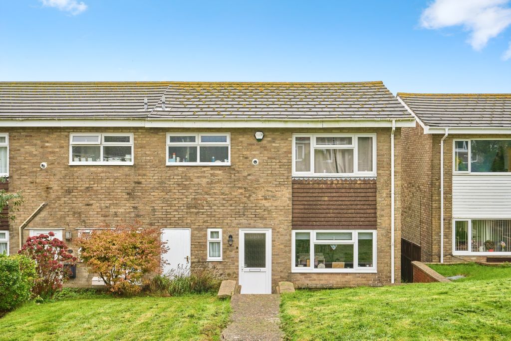 Property photo 3 of 20