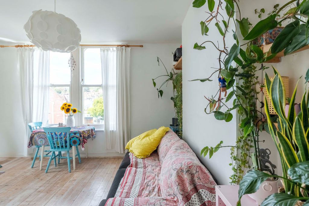 Property photo 2 of 18 Dsc03823-Hdr