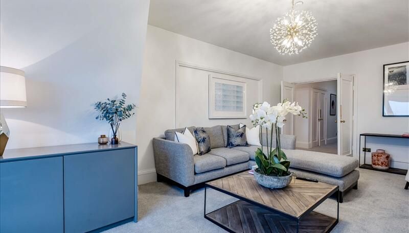 Property photo 1 of 16 Living Room