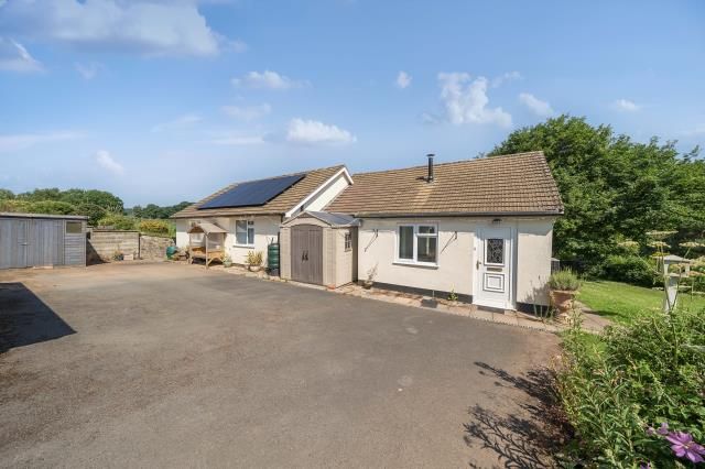 Property photo 1 of 25 External