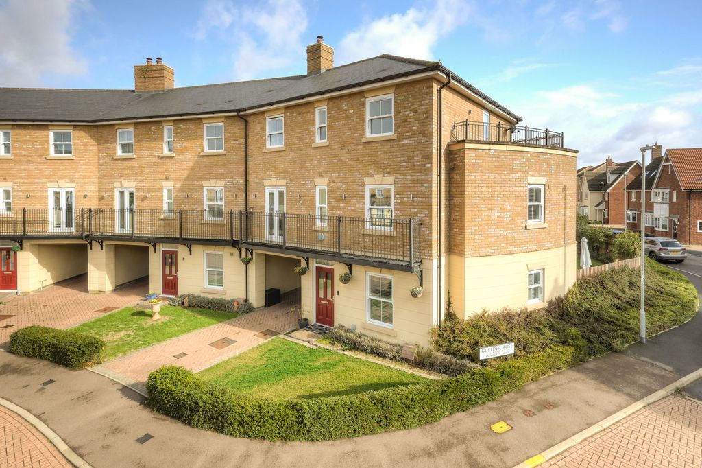Property photo 1 of 35