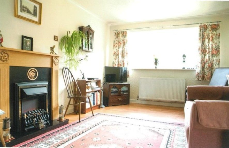 Property photo 2 of 10