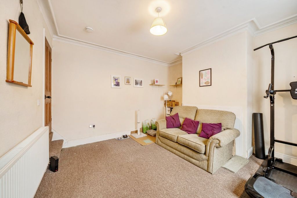 Property photo 3 of 10 Living Area