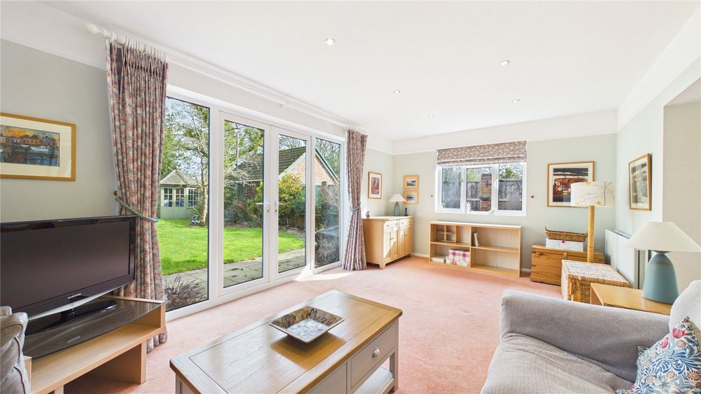 Property photo 3 of 20 Picture 3