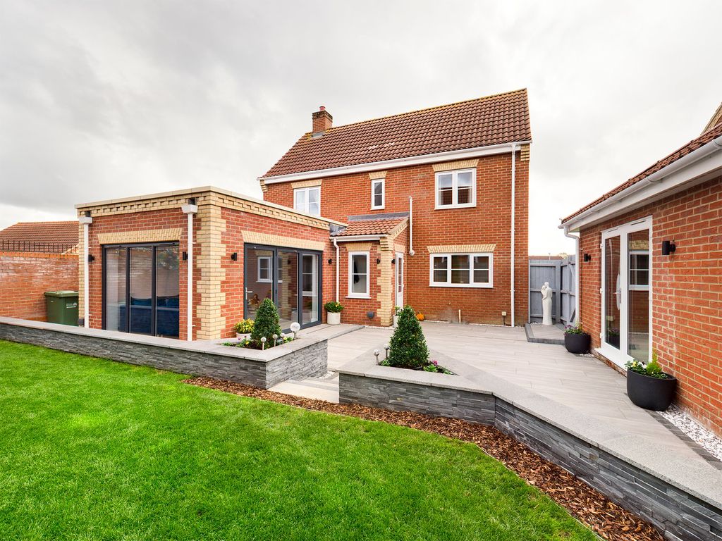 Property photo 2 of 24