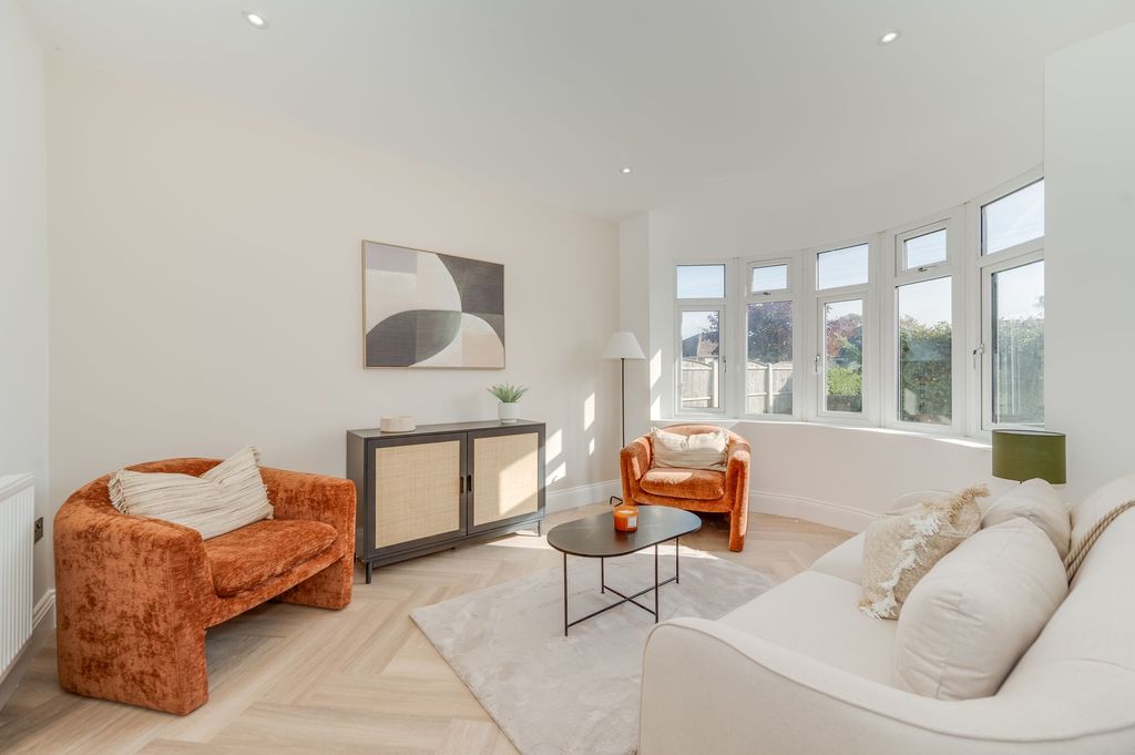 Property photo 2 of 49