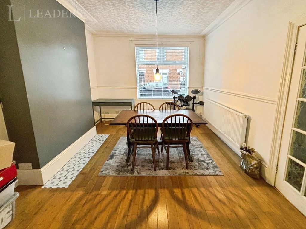Property photo 2 of 8 Pbox-Img.Jpg