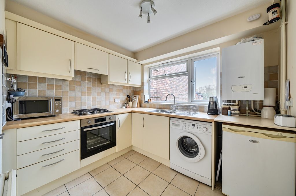 Property photo 3 of 18 1420538-4-69A1A56...