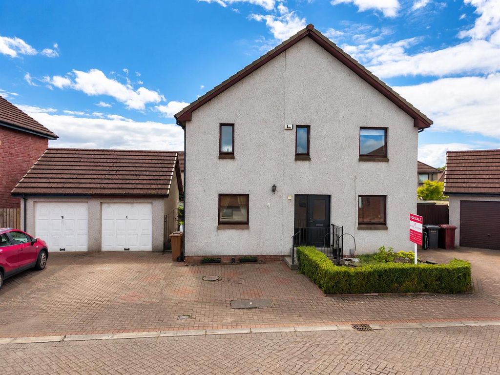 Property photo 1 of 27 5 Atholl Glen Yard Dundee-1.Jpg