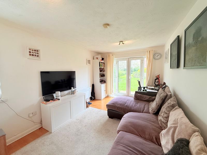 Property photo 3 of 10 Photo 13