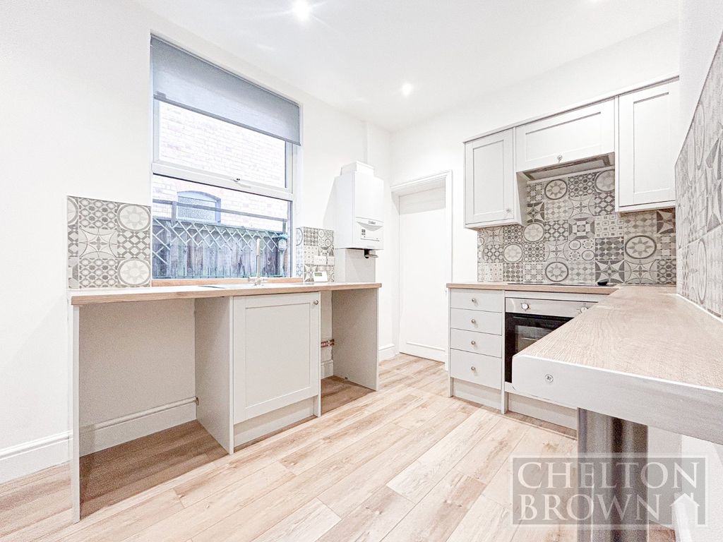 Property photo 3 of 46 Kitchen