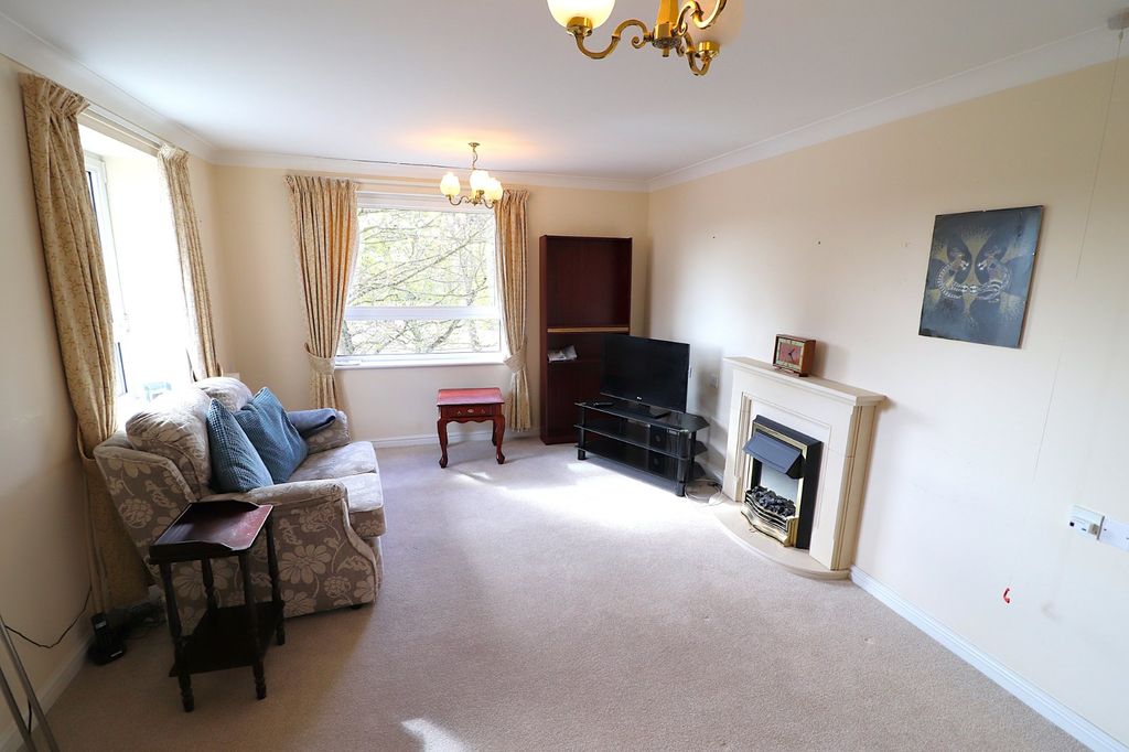Property photo 2 of 14 Picture No. 26