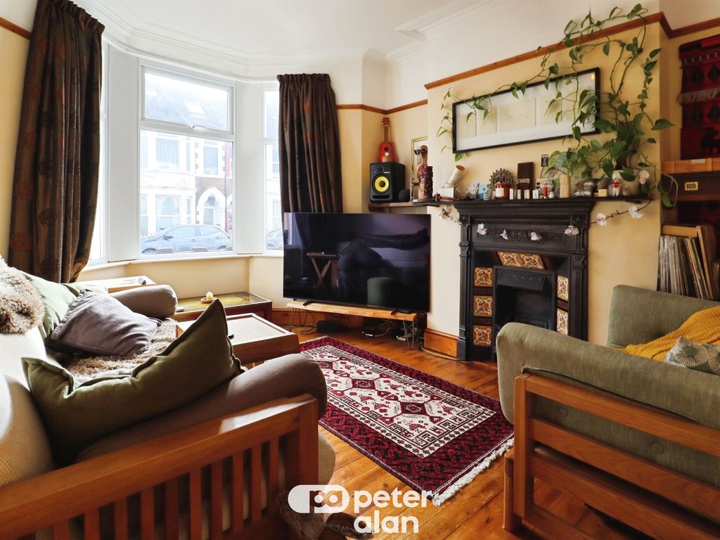 Property photo 3 of 14