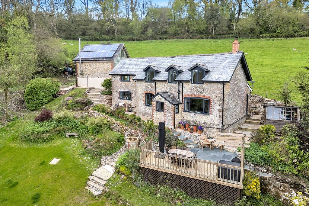 Property photo 1 of 46 Picture No. 46