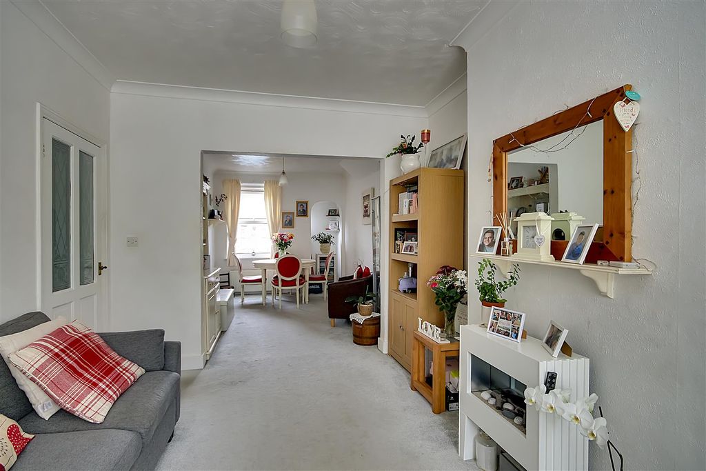Property photo 3 of 12 Img_7039-Img_7041.Jpg