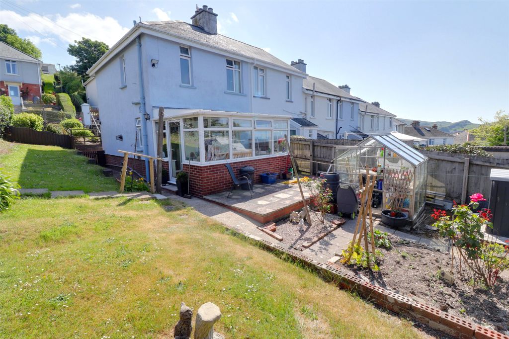 Property photo 2 of 14 Picture No. 02