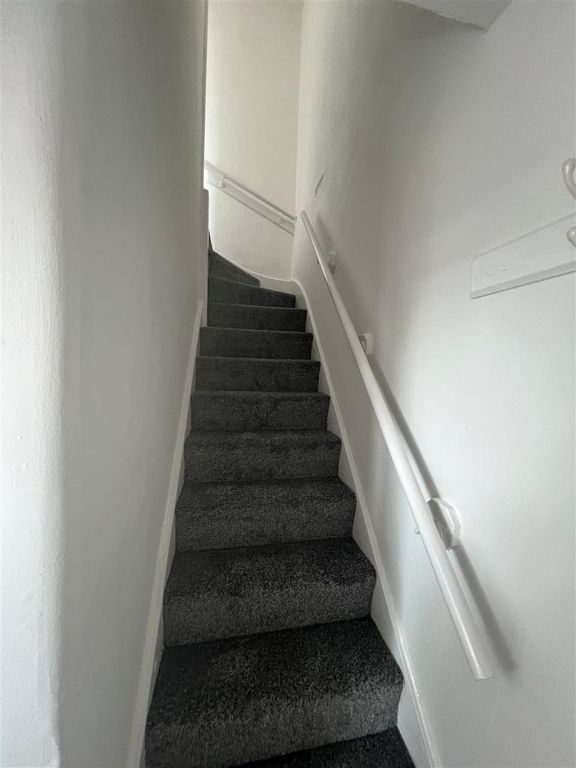 Property photo 2 of 16 Hall