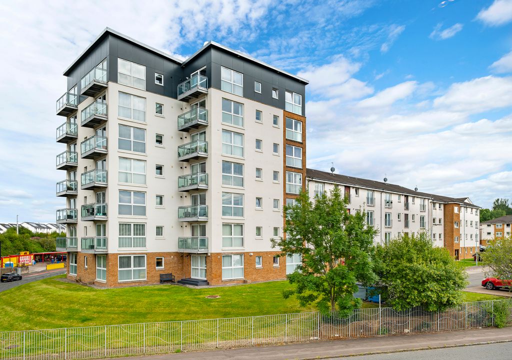 Property photo 1 of 40