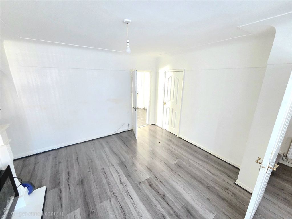 Property photo 2 of 13 Picture No. 03