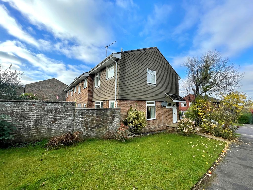 Property photo 1 of 9