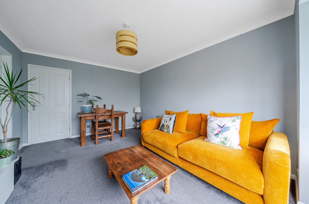 Property photo 3 of 12 1472569-17-6A270d...