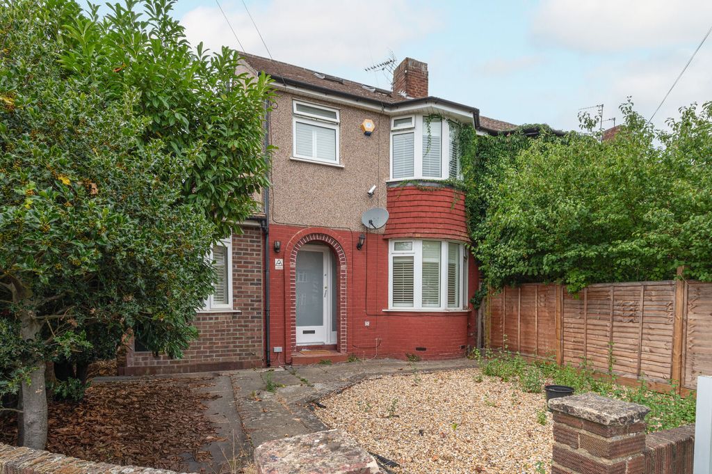 Property photo 1 of 24