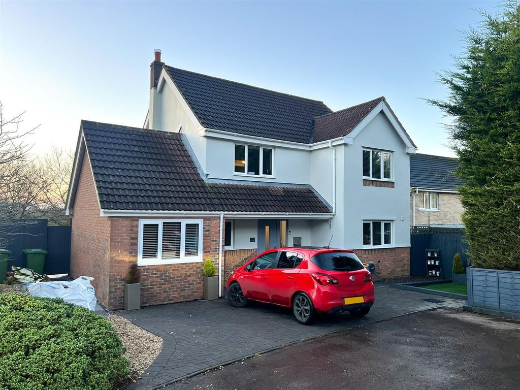 Property photo 1 of 21