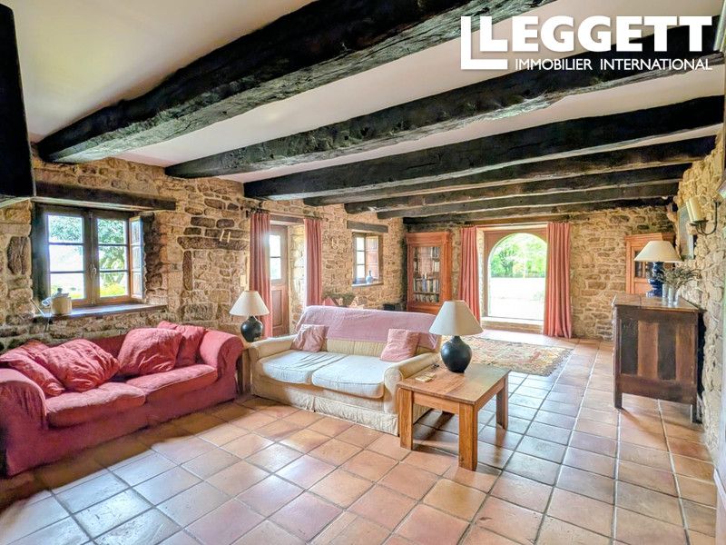 Property photo 3 of 10