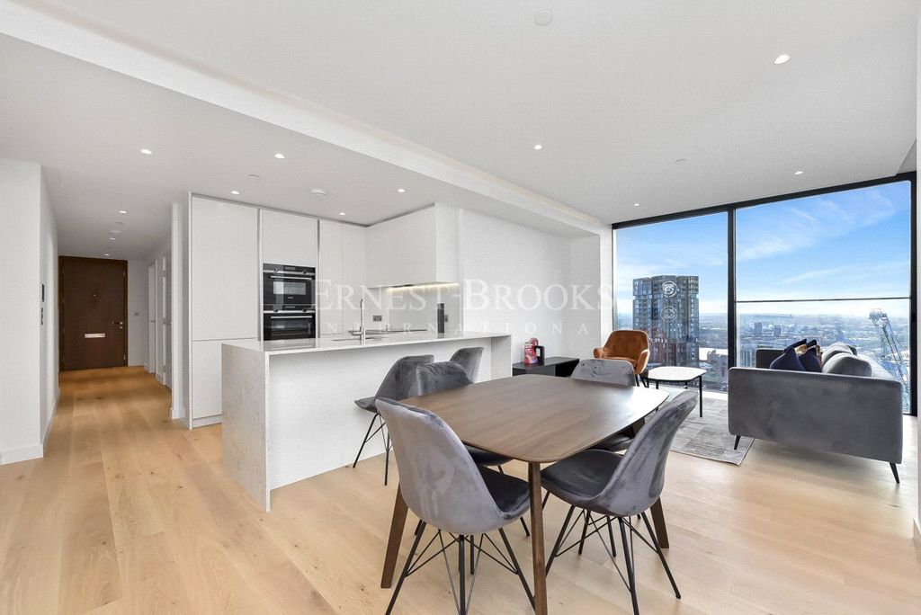 Property photo 2 of 18 Picture No. 50