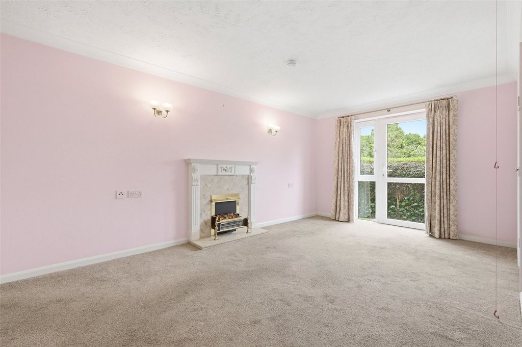 Property photo 3 of 12 Picture No. 13