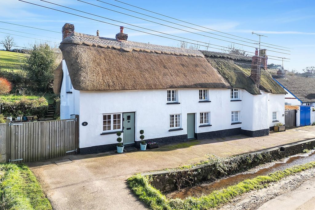 Property photo 1 of 19