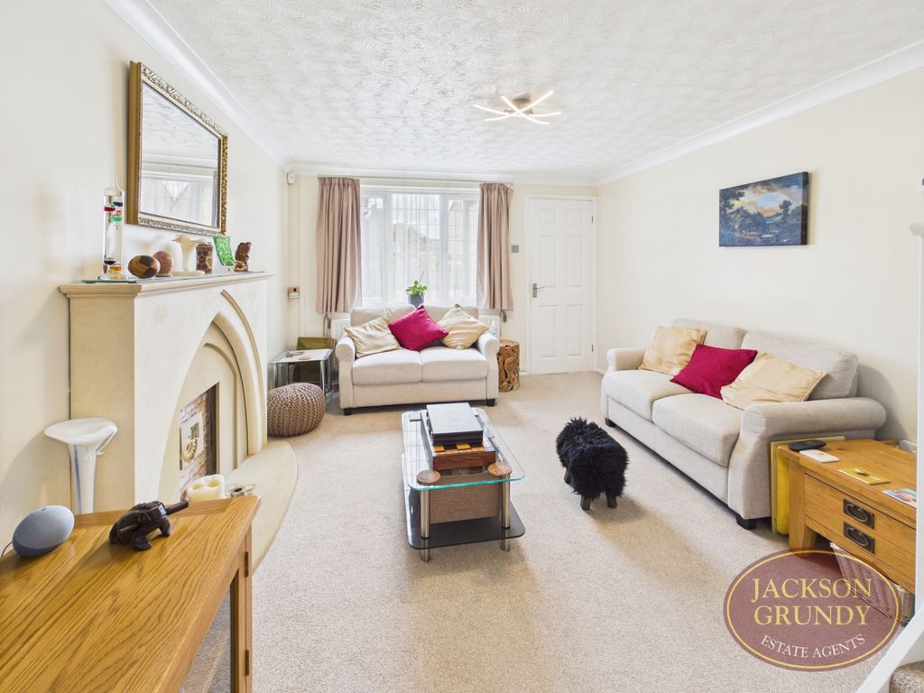 Property photo 3 of 17 Weggs Farm Road