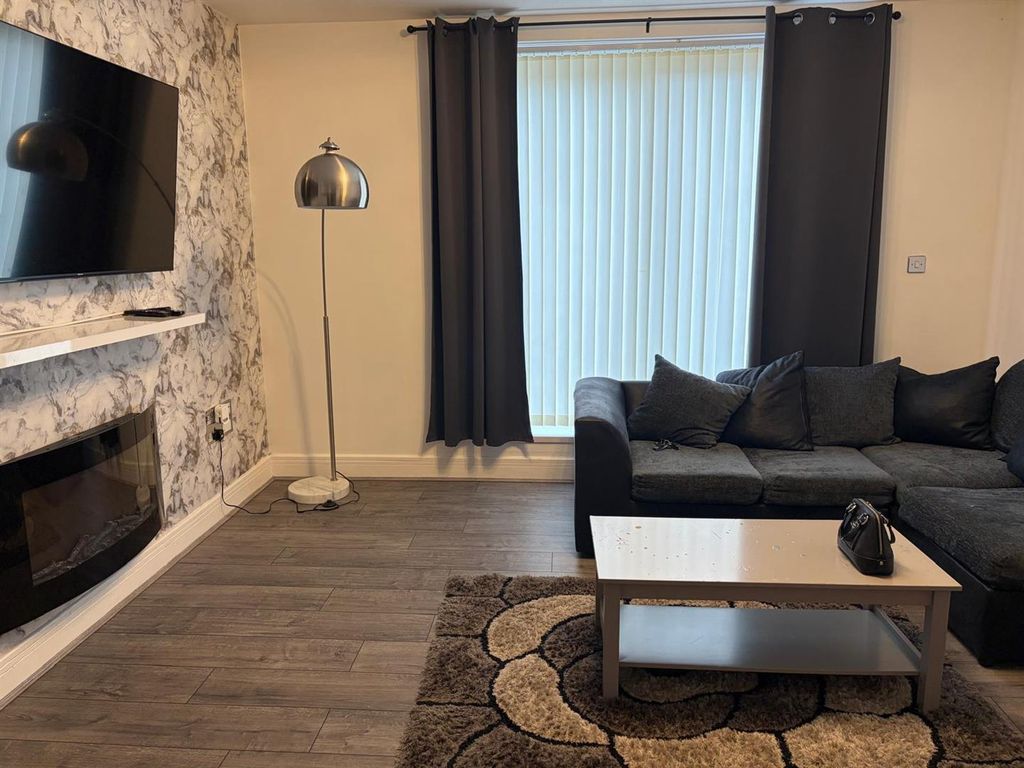 Property photo 3 of 12 Img-20251031-Wa0003.Jpg