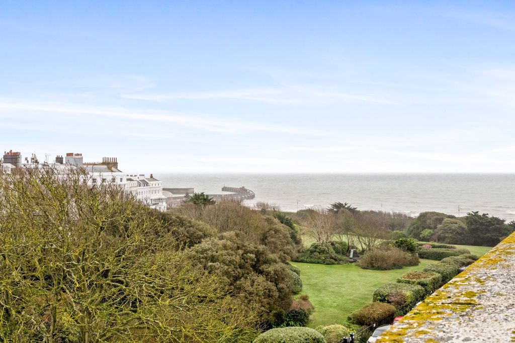 Additional image 33 of 3 bed flat for saleSussex Square, Brighton, East Sussex BN2