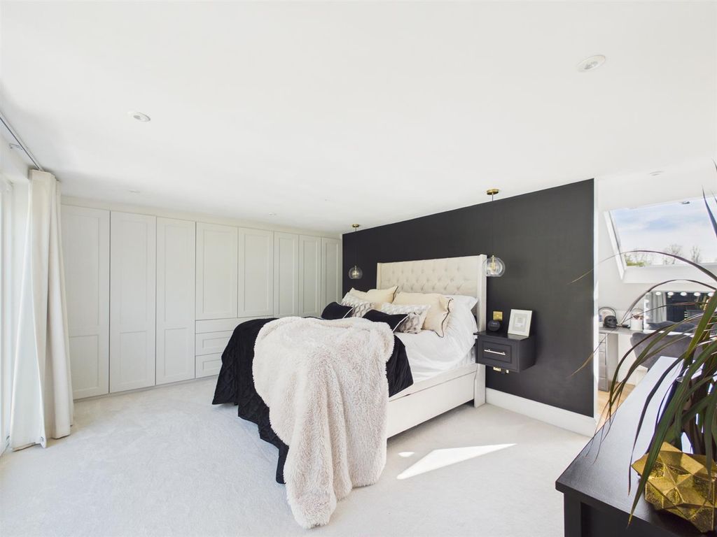 Additional image 29 of 5 bed detached house for saleMead Way, Coulsdon CR5