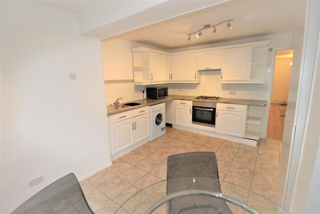 Property photo 2 of 13 3 - .Jpg